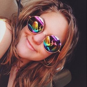 Meet your Posher, Brigit